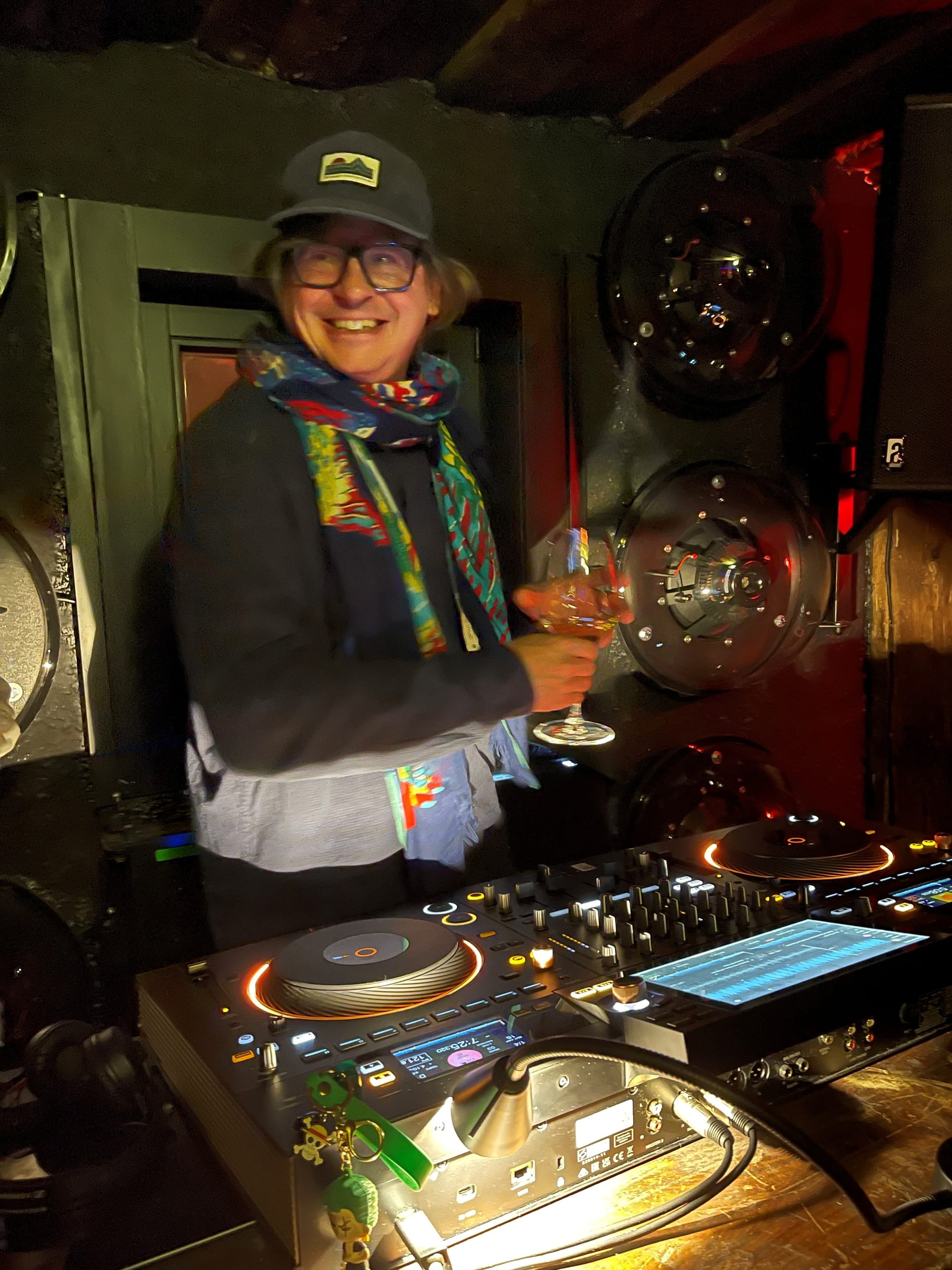 Free Entry to Mondschein Club Every Friday
